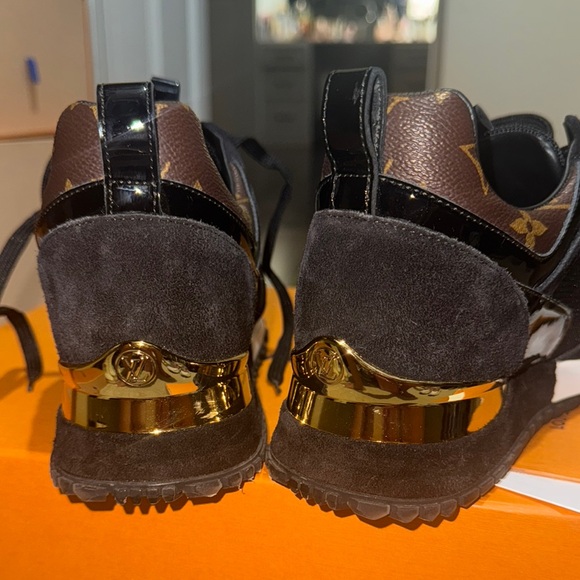 Louis Vuitton Black and Brown Sneakers - Picture 7 of 7